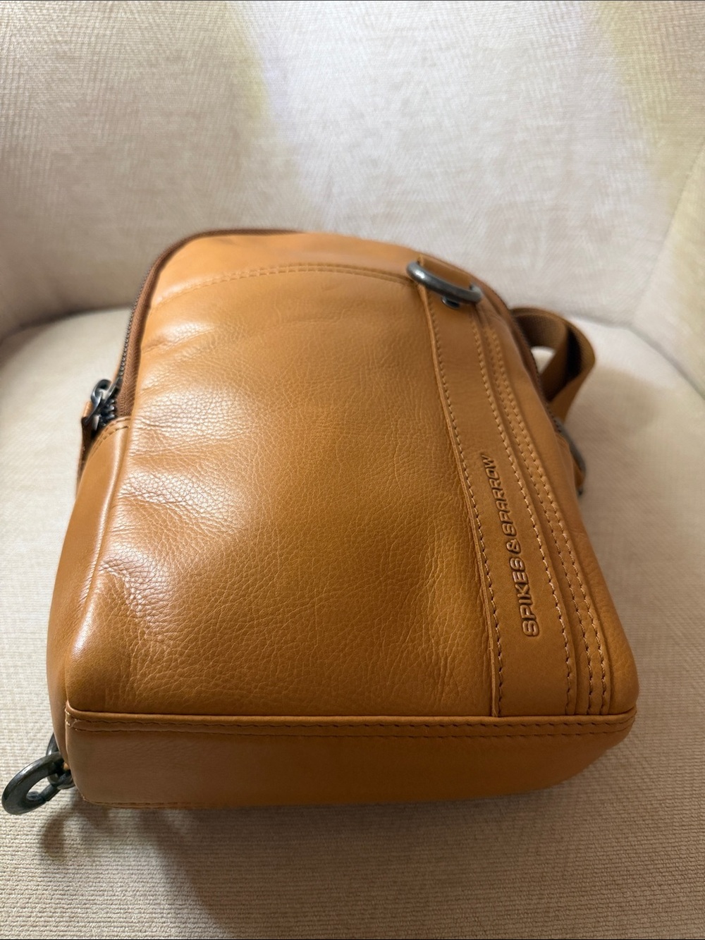 Spikes & Sparrow Tan Leather Crossbody Sling Bag - Picture 9 of 14